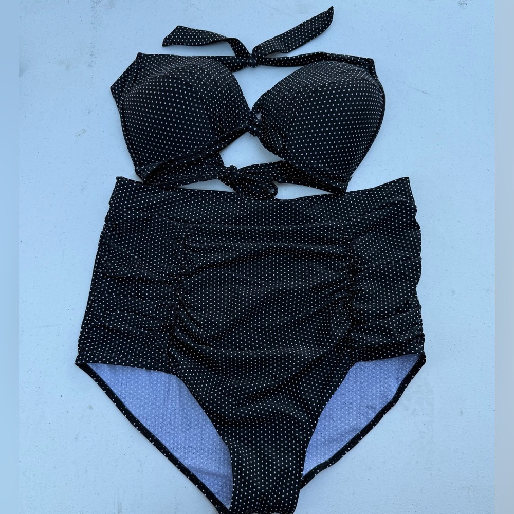 Black Polka Dot High-Waisted Bikini Set | Retro Pin-Up Halter Swimwear
